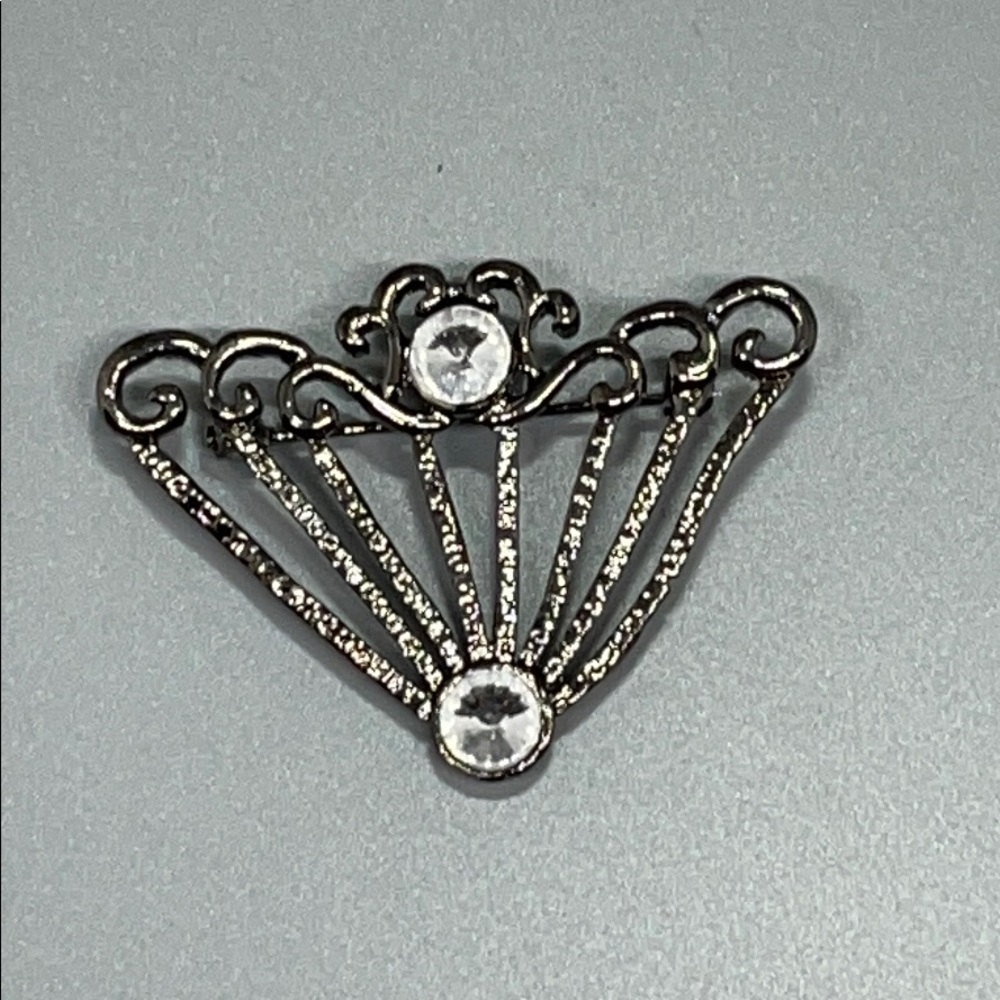 Bordeaux Fashion Jewelry Brooch